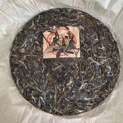 2011 Yunnan Li Ming Banzhang Organic Pu'er Tea Cake Old Tree Raw Pu'er Tea 357g -
