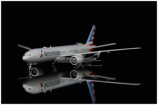 1:400 GeminiJets American Airlines B777-300ER Airplane Diecast Aircraft Model