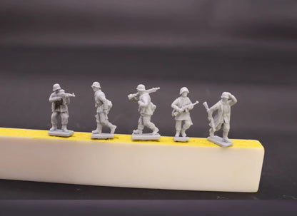 Unassembled1/72 Resin WWII German SS 9 Soldiers kit A&Bstyle