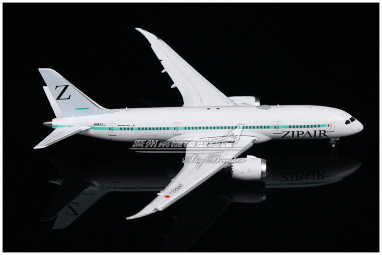 1:400 JC Wings ZIPAIR BOEING 787-8 Passenger Airplane Flap Down Diecast Model