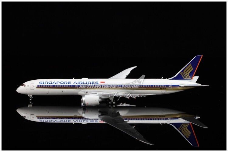 1:400 JC Wings SINGAPORE AIRLINES BOEING 787-10 Airplane Flap Down Diecast Model