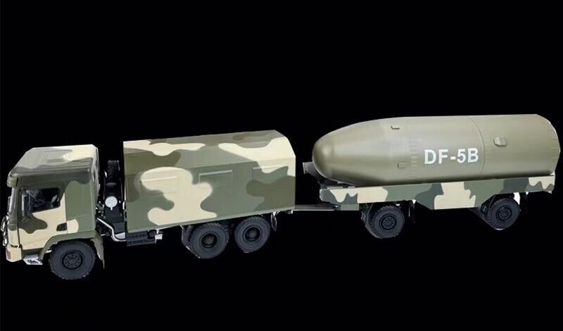 1:24 73CM SHANQI X3000 DF-5B Missile Transporter Truck Diecast Military Model