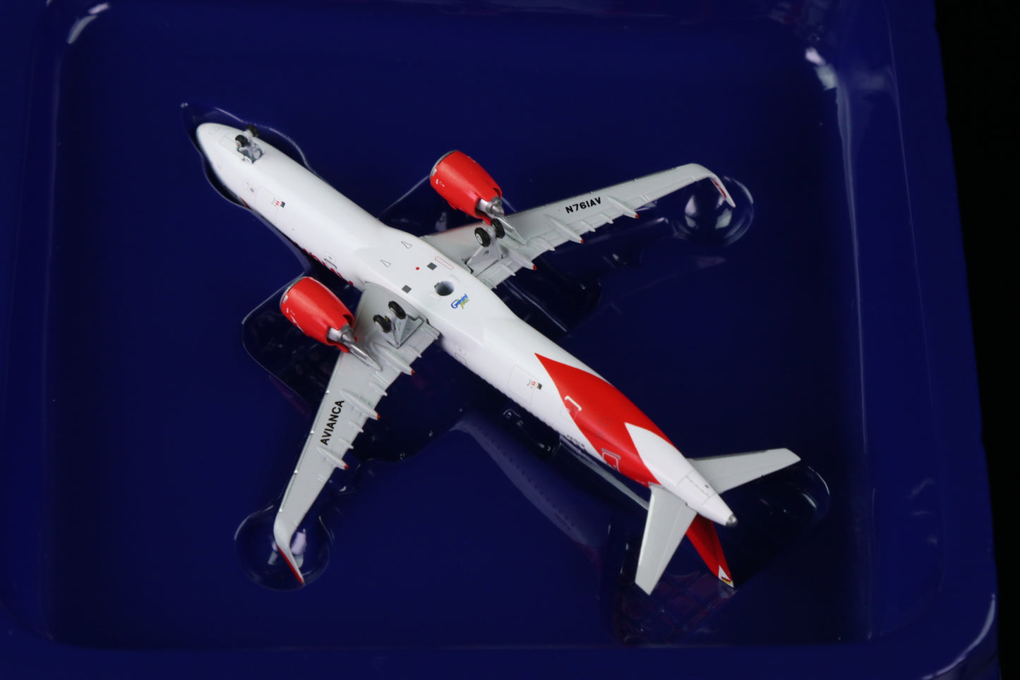 1:400 GeminiJets Avianca BOEING A321neo Airplane Diecast Plane Aircraft Model