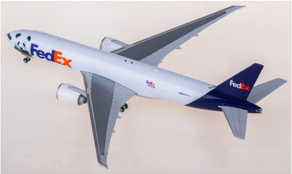 1:400 Phoenix FedEx Boeing 777-200LRF Passenger Airplane Diecast Aircraft Model