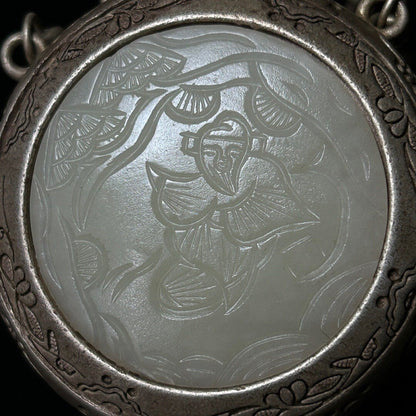China Tibetan Silver Inlay Jade People Snuff Bottle Sachet Amulet Necklace