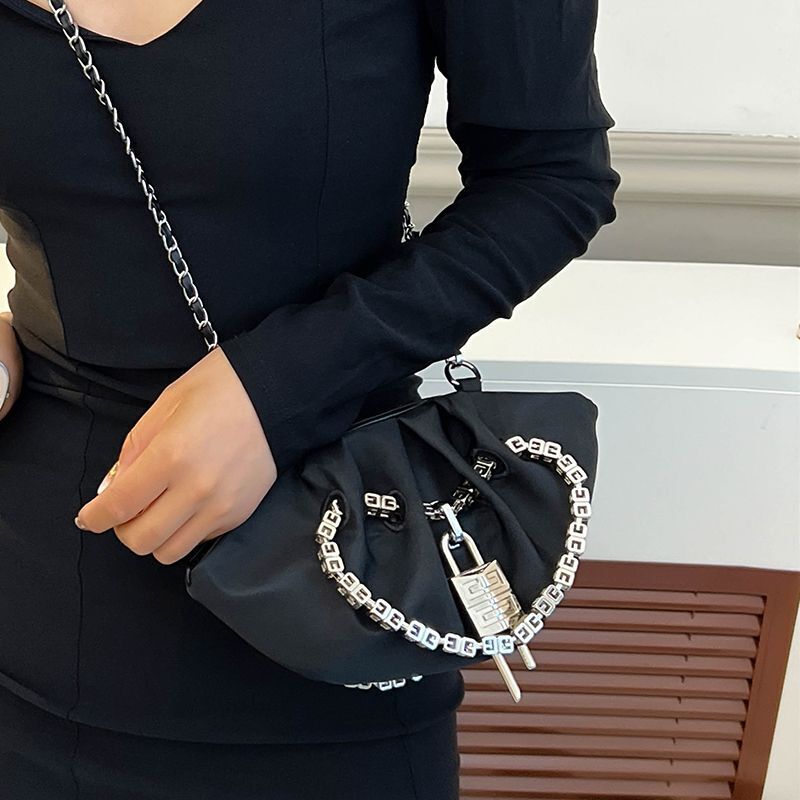 Small Bag Cloud Bags Summer Popular Personality Chain Messenger Shoulder Purses