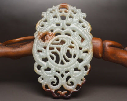 China Beautiful Natural Hetian Jade Carving Fine Unique Figurine Pendant Jewelry