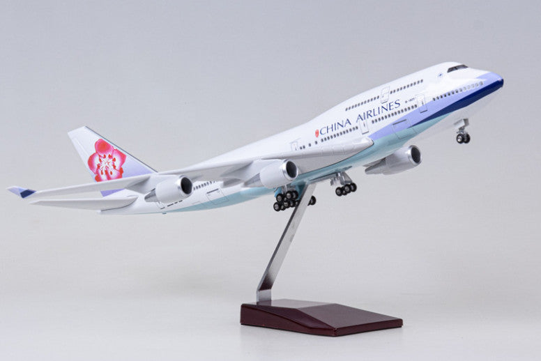 1:150 47CM CHINA AIRLINES BOEING 747-400 Airplane Landing Gear Resin Plane Model