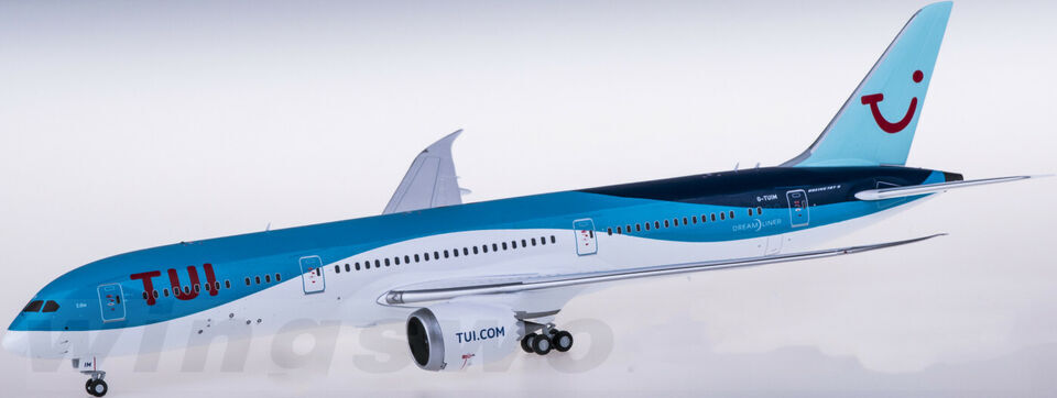 1:200 31CM GeminiJets TUI BOEING 787-9 Passenger Plane Diecast  Aircraft Model