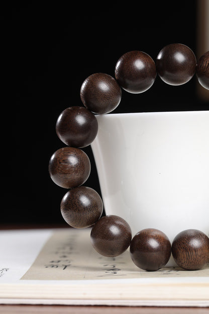 14mm Chinese Natural Eaglewood Handmade Exquisite Bracelets 31310
