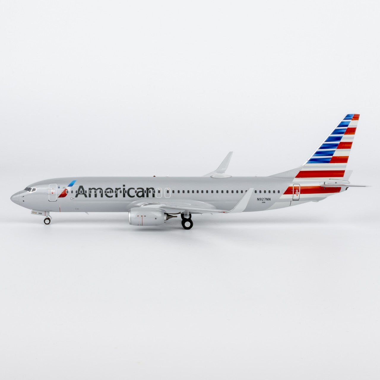 1:200 NGmodels American Airlines B737-800 Passenger Airplane Diecast Plane Model