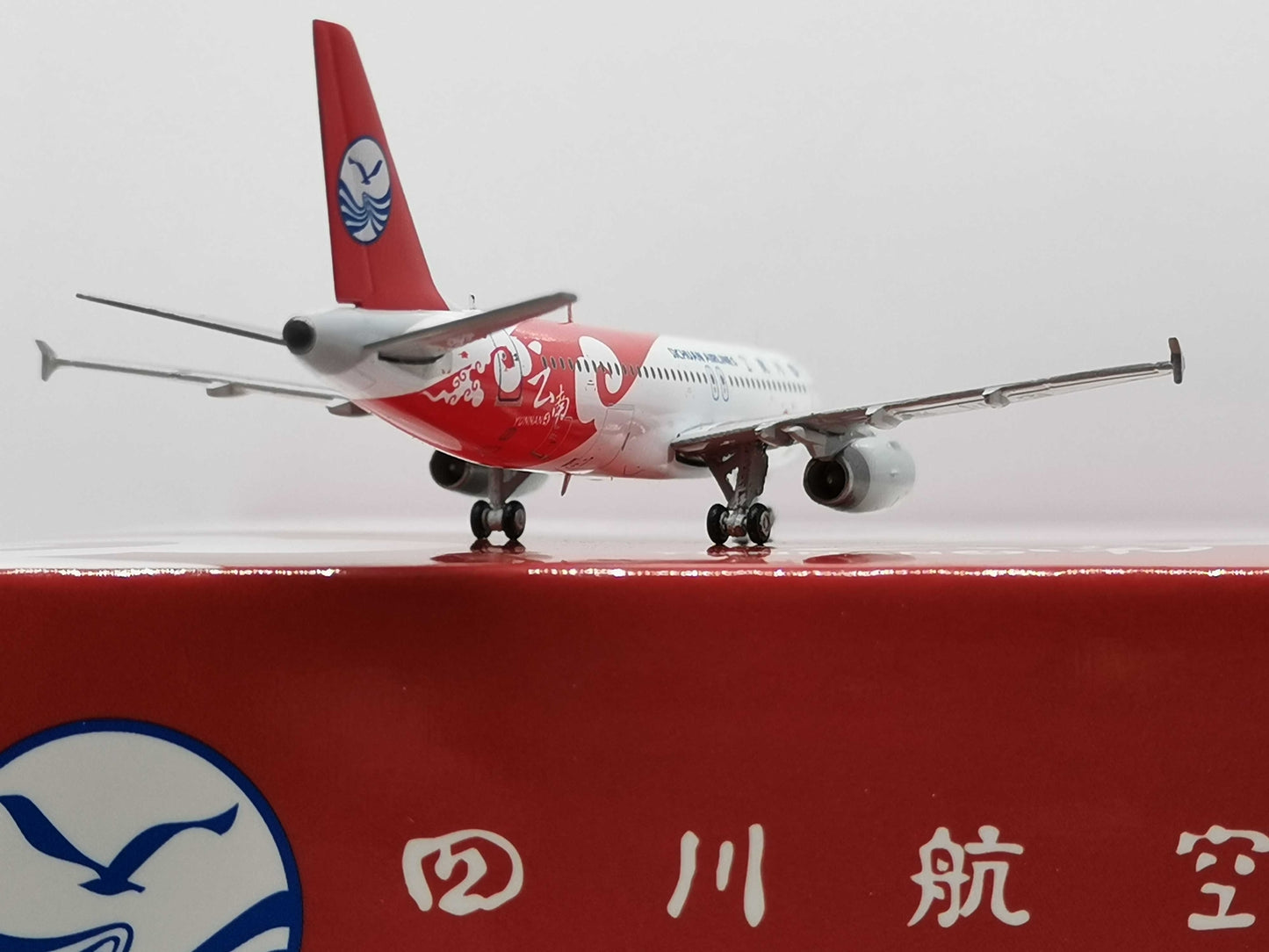 1:400 JC Wings SICHUAN AIRLINES A320 Passenger Airplane Diecast Aircraft Model