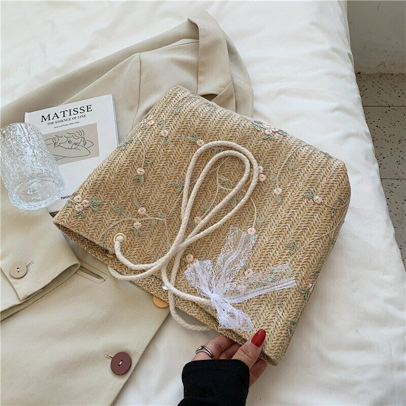 Women Shoulder Bag Large Capacity Female Handbag Simple Casual Straw Woven Style