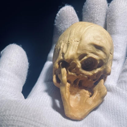 Boxwood Carved Skull Statue Hand Carving Wooden Art Sculpture Decor