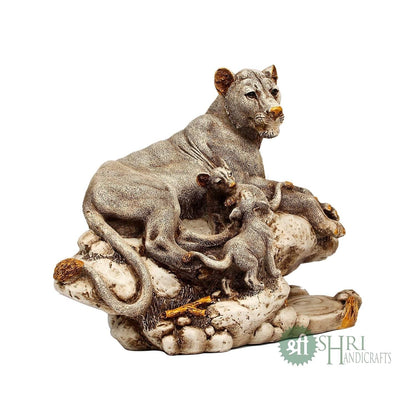 Polyresin Lioness Lion Statue with Family Idol Figurines Gifts for Home Decor