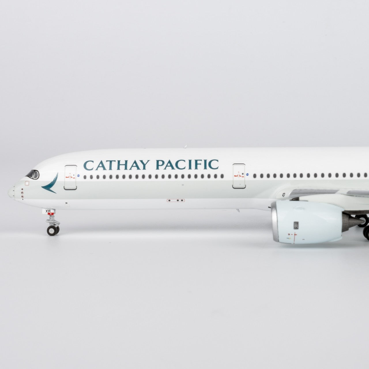 1:400 NGmodels Cathay Pacific A350-1000 Passenger Airplane Diecast Plane Model