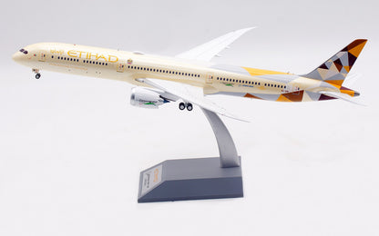 1:200 InFlight Etihad Airways B787-10 Passenger Airplane Diecast Aircraft Model