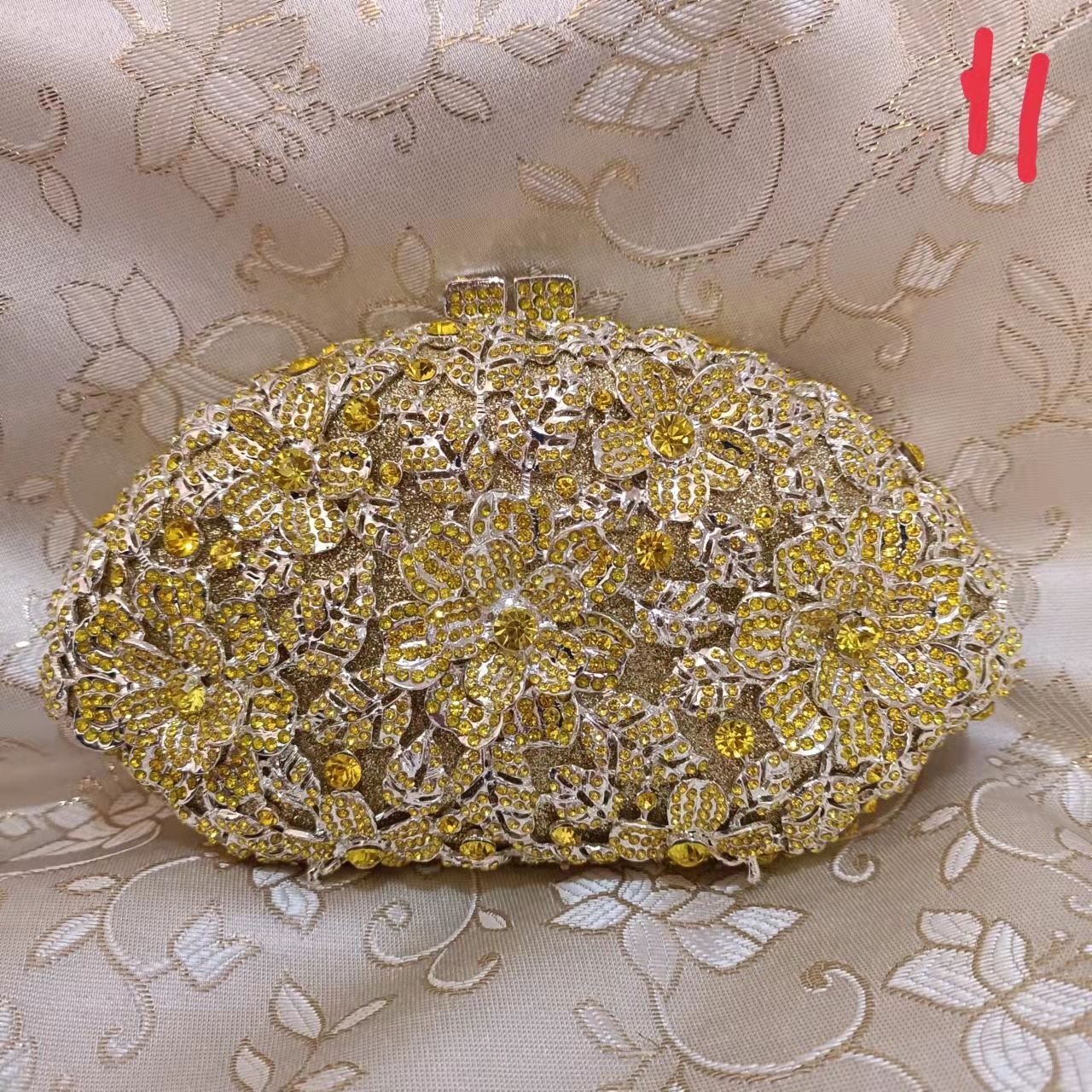 Lady New Stones Clutch Bag With Chain Quality Rhinestone Wedding Clutches Purse