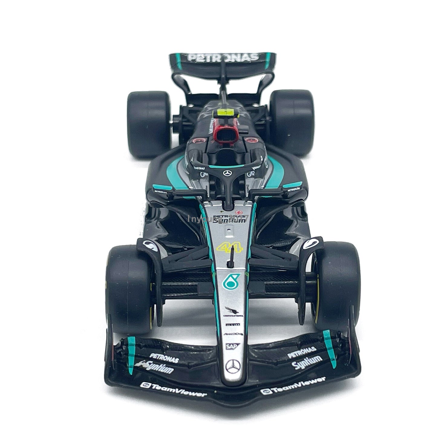 1:43 Scale 2024 AMG Petronas F1 W15 Model Car Formula 1 Team Lewis Hamilton 44