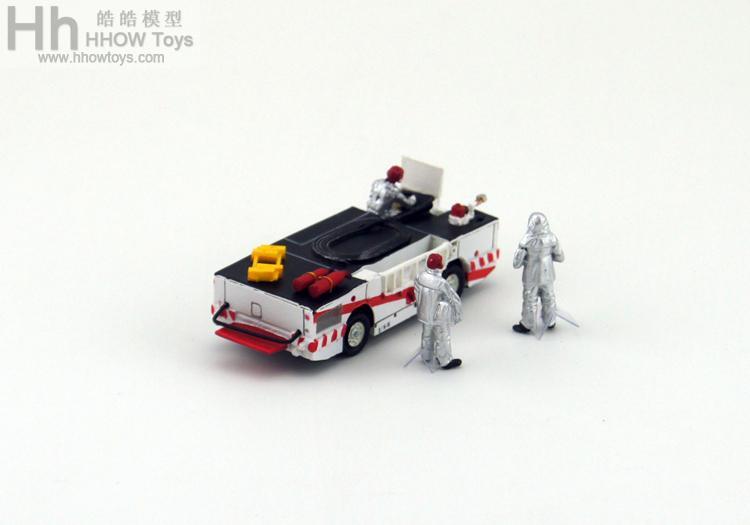 1/72 US Navy Deck Fire Truck + 3 Firefighters For Airport Deck
