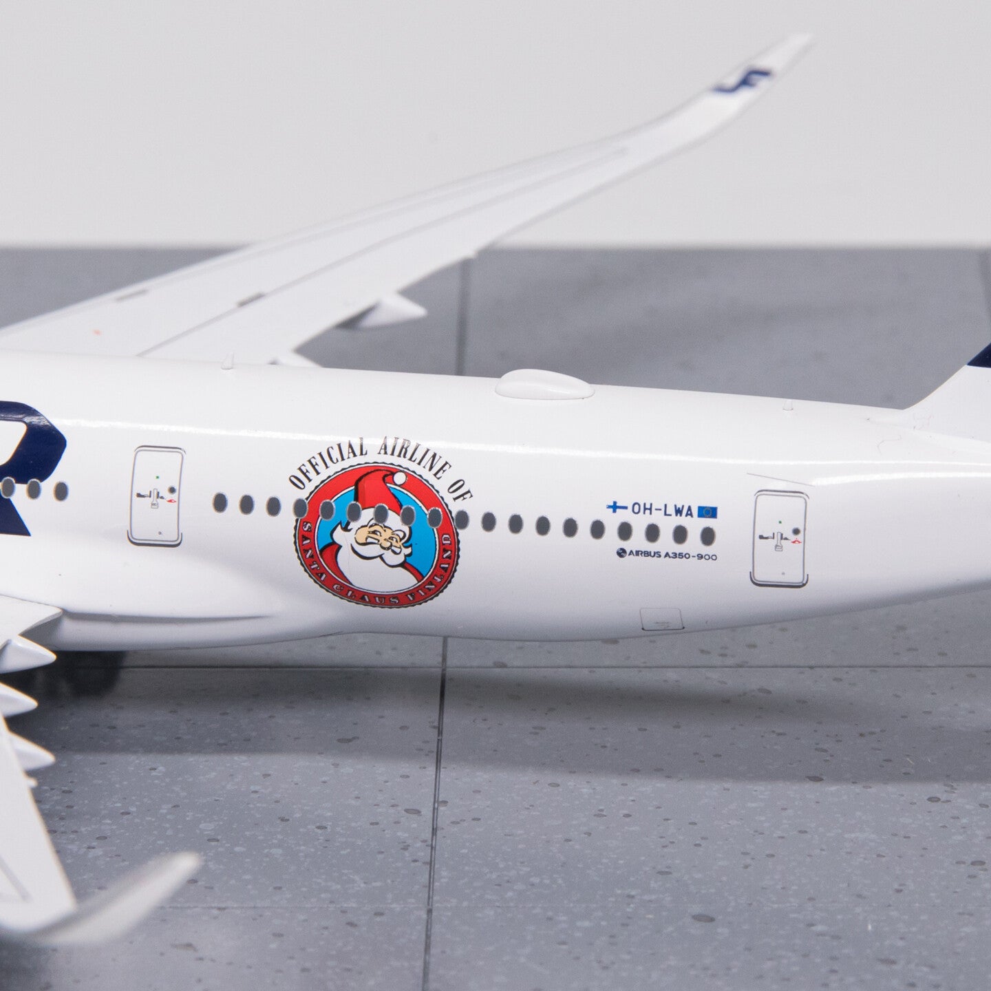 1:400 Panda FINNAIR AIRBUS A350-900 Passenger Airplane Diecast Aircraft Model