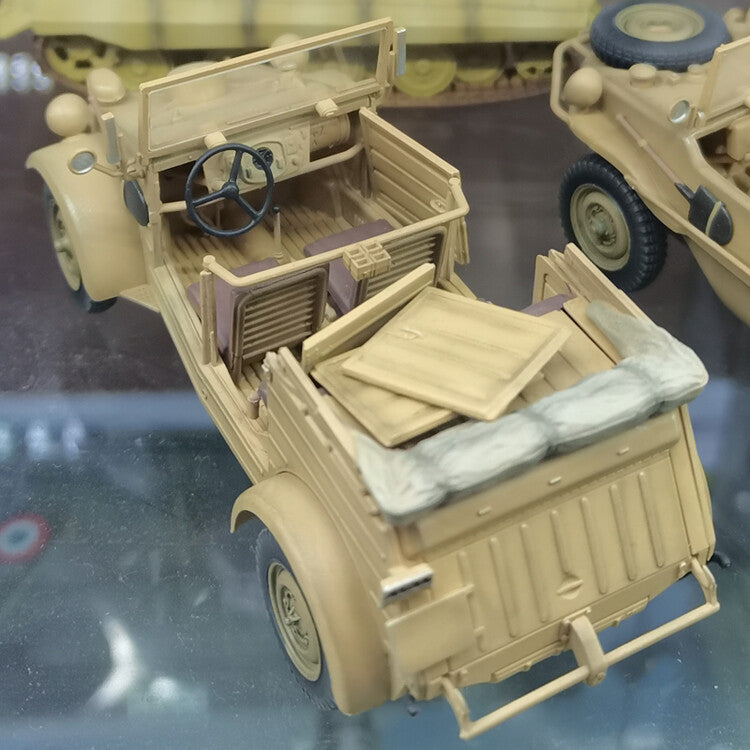 1:35 ARTISAN VW82 Kubelwagen Army Vehicle Plastic Diecast Military Jeep Model