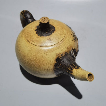 Chinese Yixing Zisha Clay Handmade Exquisite Teapot（松针壶 底款：汪寅仙 ）