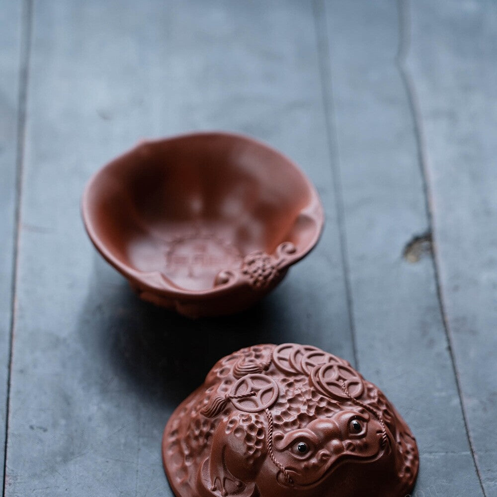 One Cup Handmade Craft Toad Mascot Wealth Design Coin Relief Yixing Zisha Teacup