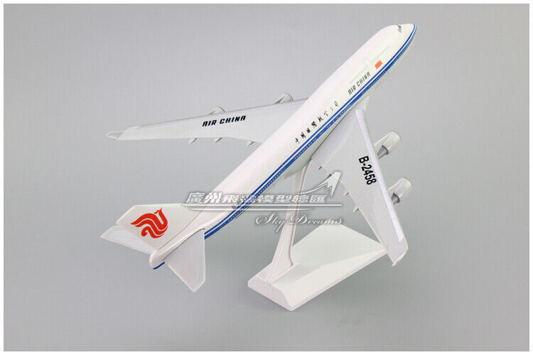 1:200 35CM AIR CHINA BOEING 747-400 Passenger Airplane ABS Plastic Plane Model