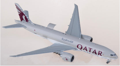 1:400 Geminijets Qatar Boeing 777-200LRF A7-BFT Passenger Airplane Diecast Model
