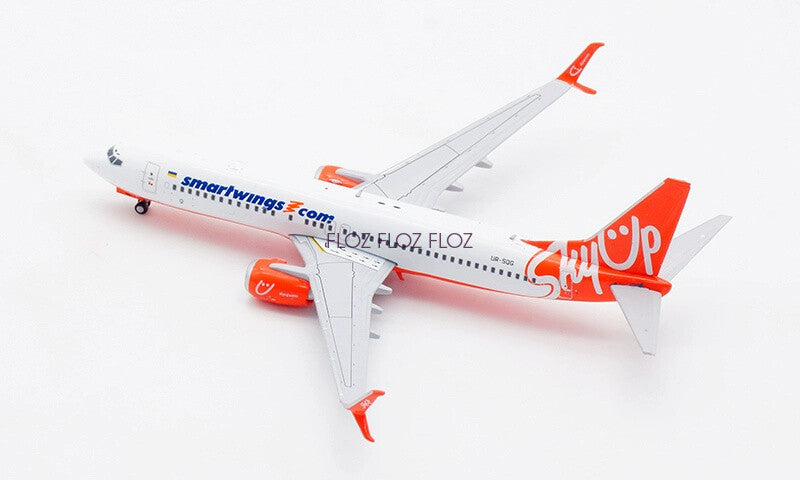JC WINGS Sky Up Airlines smartwings for Boeing B737-800 UR-SQG 1:400 Plane Model