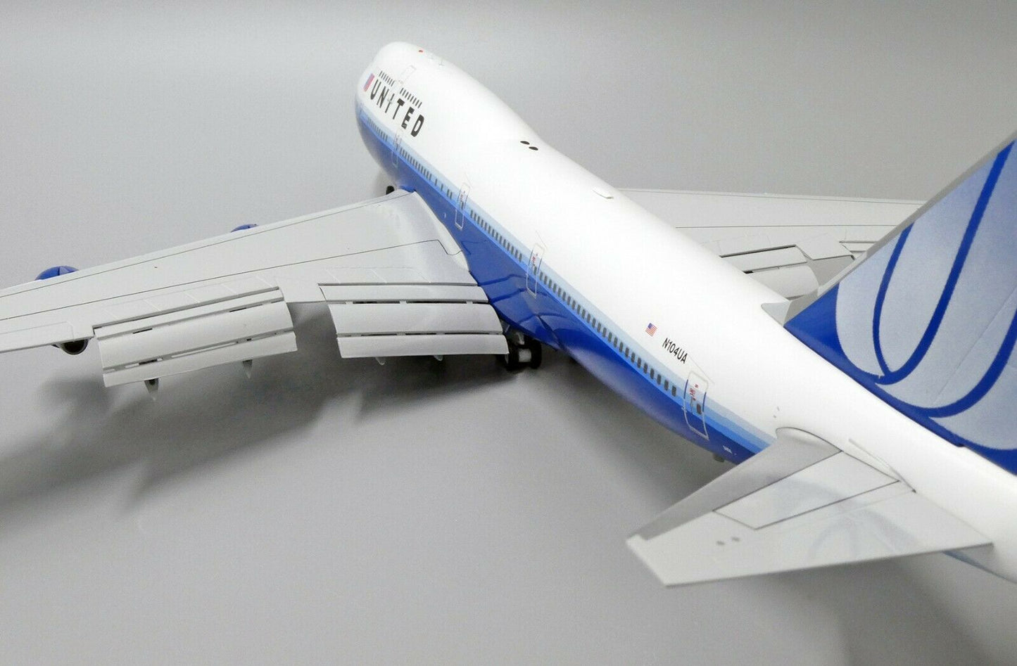 1:200 JC Wings United Airlines BOEING B747-400 Flap Down Airplane Diecast Model