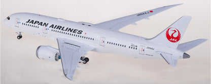 1:200 SQ Wings Japan Airlines B787-8 JA844J Passenger Airplane Diecast Model