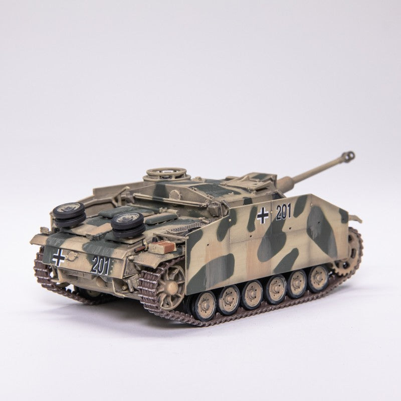 1/72 German Sturmgeschutz III Ausfuhrung G Tank Finished product model