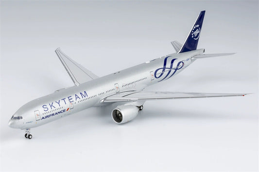 NG Models Air France for Boeing B777-300ER F-GZNT SkyTeam 1:400 Aircraft Model