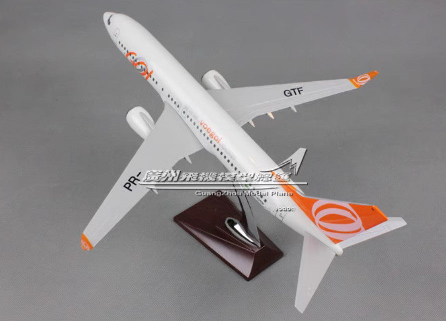 41CM GOL BOEING 737-800 PR-GTF Passenger Aeroplane Resin Aircrarft Plane Model