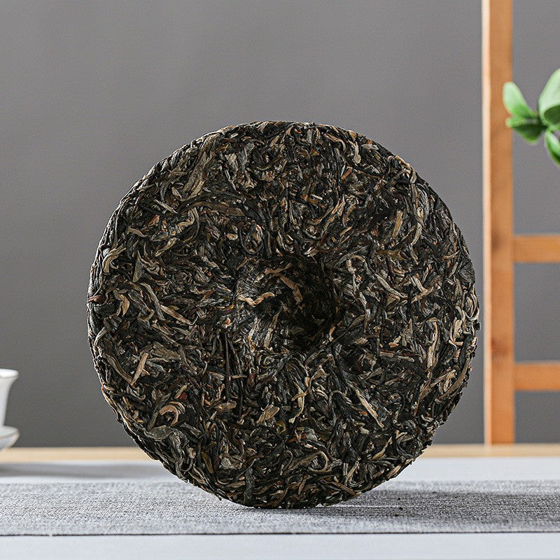357G genuine Yunnan Tea Tree King 2018 Xi Gui Chen Nian Pu'er Tea Raw Tea Cake -