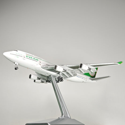 1:400 Geministar EVA AIR BOEING 747-400 Flap Down Airplane Diecast Plane Model