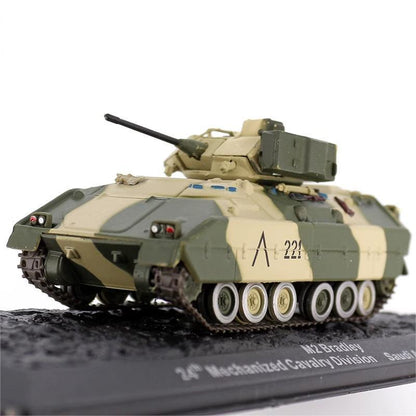 IXO 1/72 M2 Bradley Infantry Fighting Vehicle US Army Armored Vehicle Tank Model