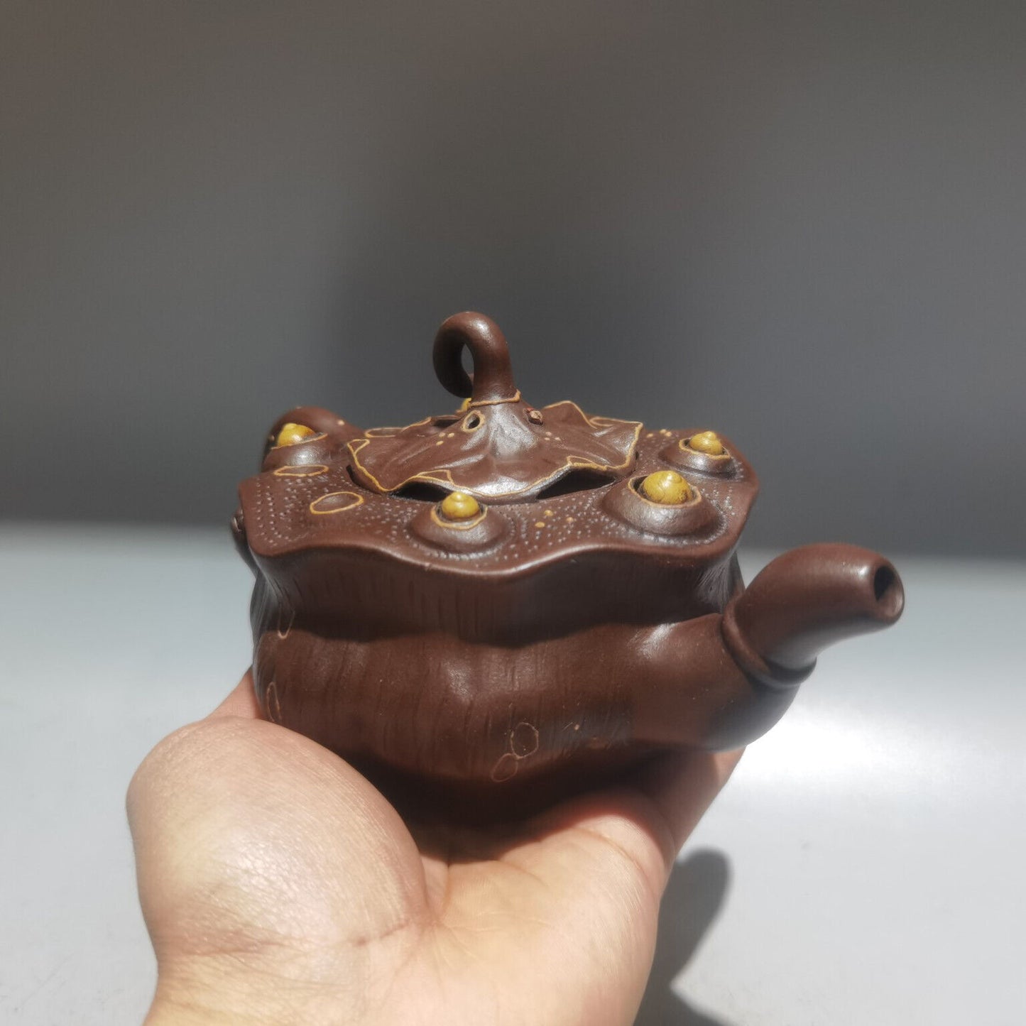 Chinese Yixing Zisha Clay Handmade Exquisite Teapot （五子登科 低款：陈鸣远 )