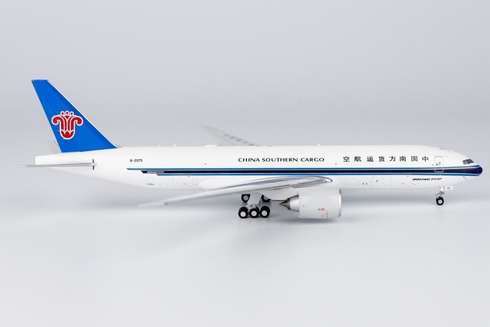 1:400 NG Model CHINA SOUTHERN CARGO BOEING 777-200F Aircraft Diecast Plane Model