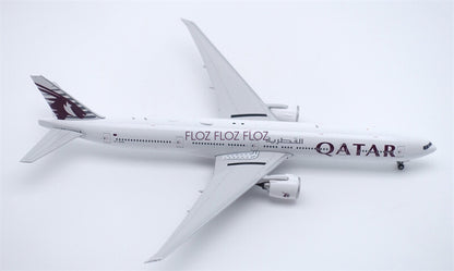 Phoenix Qatar Airways for Boeing 777-300ER A7-BOB White coating LTD 1:400 Model
