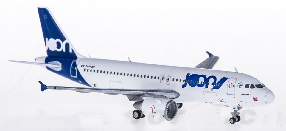1:400 GeminiJets Joon AIRBUS A320-200 Passenger Airplane Diecast Aircraft Model