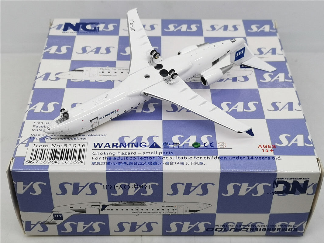 1:200 NG Model Flying for Scandinavian Airlines CRJ-100LR Airplane Diecast Model