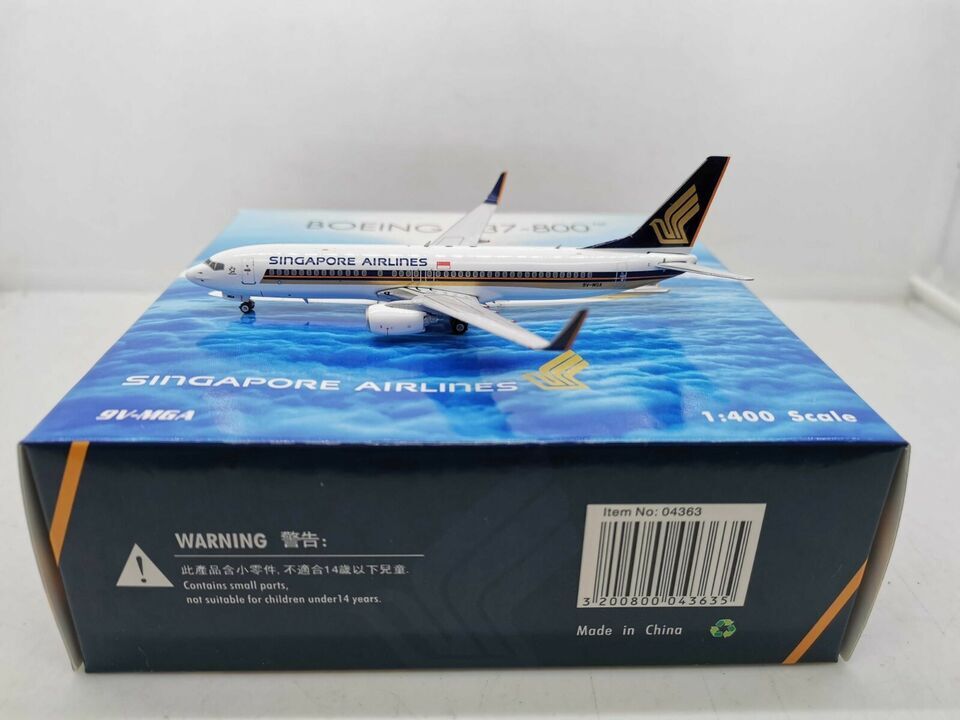 1:400 Phoenix SINGAPORE AIRLINES BOEING 737-800 Passenger Airplane Diecast Model