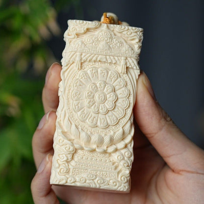 Hand-Carved Ksitigarbha Bodhisattva Pendant | Buddhist Spiritual Necklace