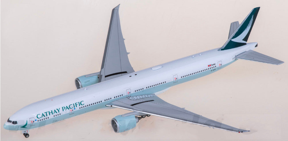 1:400 Phoenix Cathay Pacific Boeing 777-300ER Airplane Diecast Aircraft Model