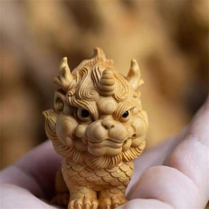 Kylin Thuja Wood Hand Piece Car Tea Table Decor Portable Wenwan Carved Craft