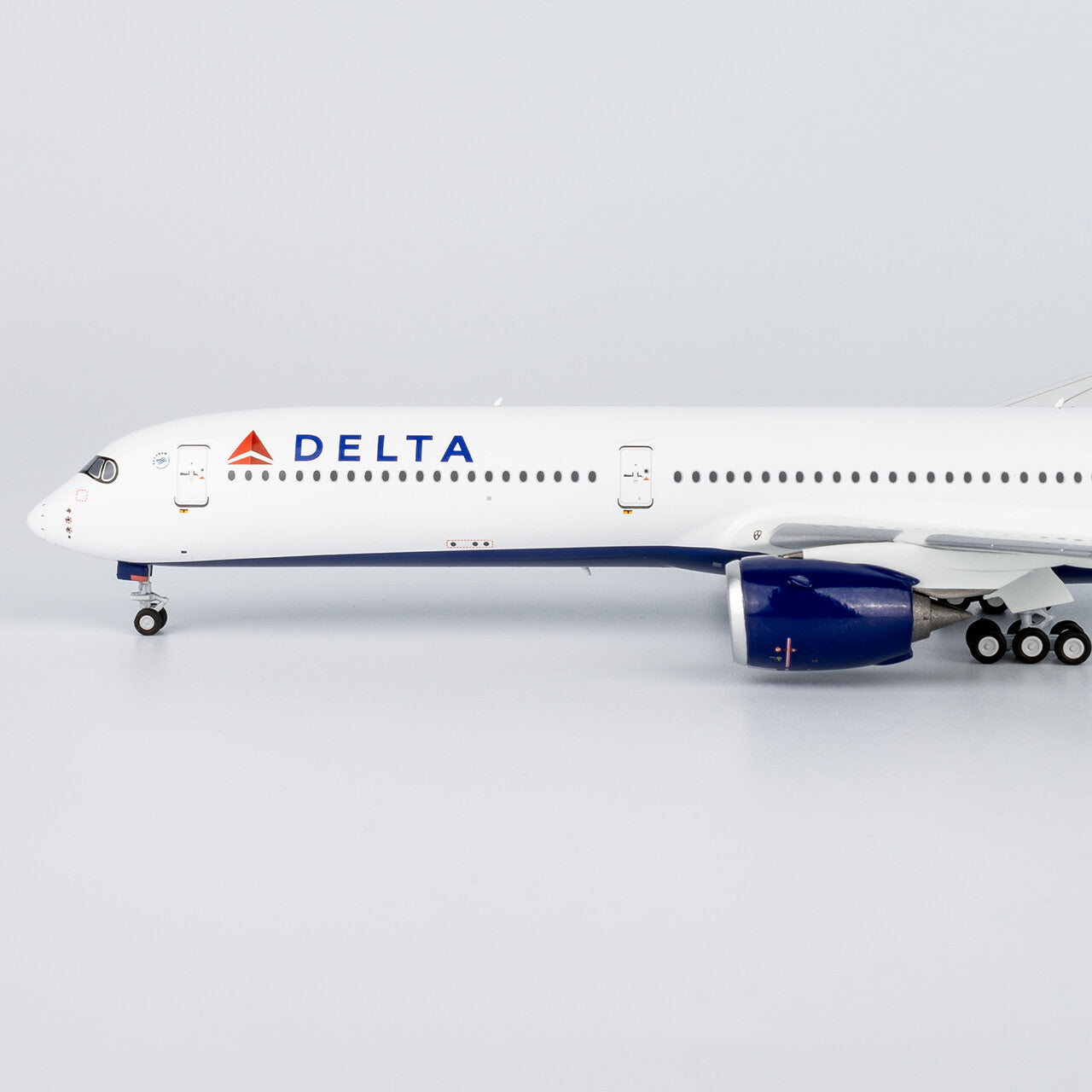 1:400 NG Models Delta Air Lines Airbus 350-1000 Passenger Diecast Aircraft Model