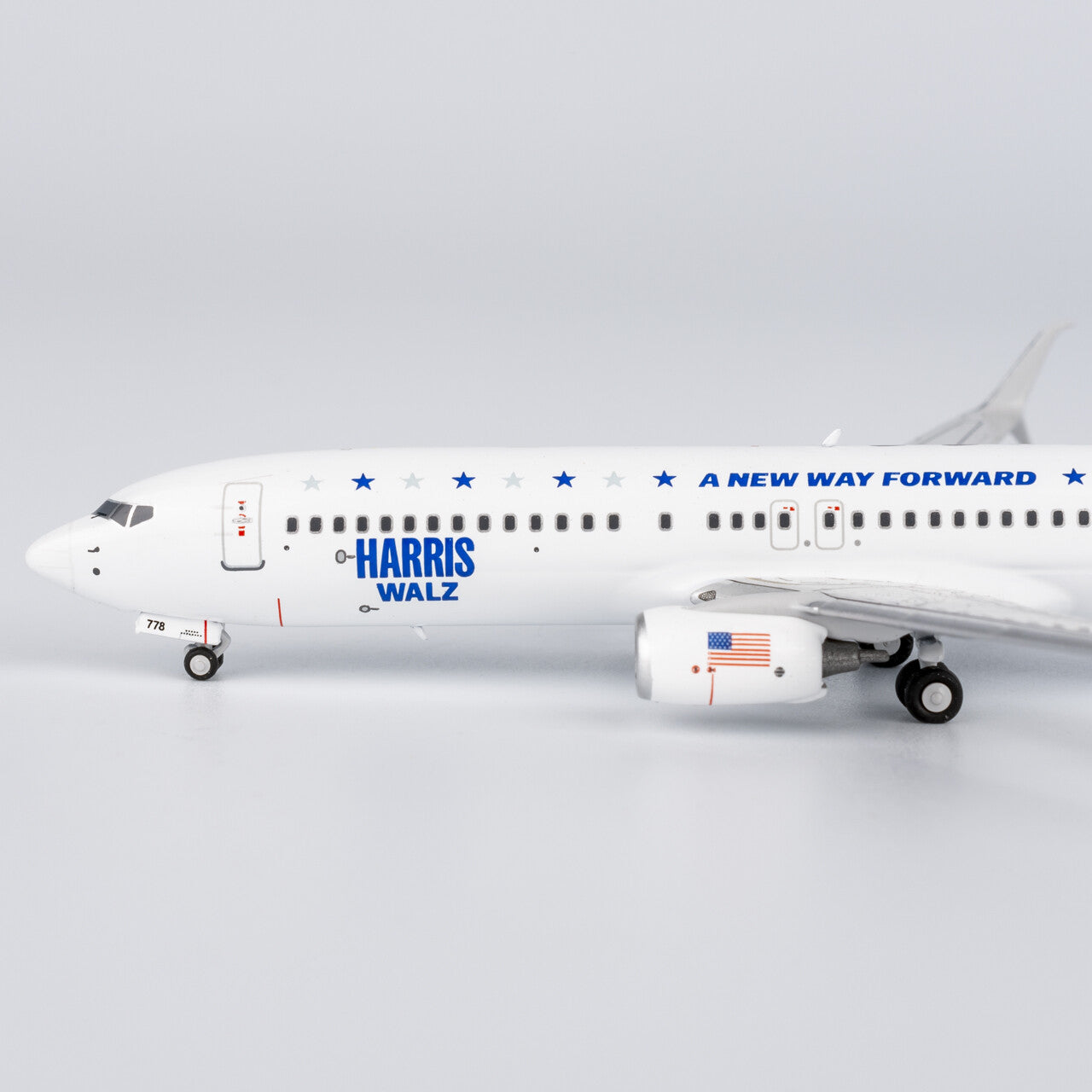 1:400 NGmodels KaiserAir Boeing 737-800 Passenger Airplane Diecast Model
